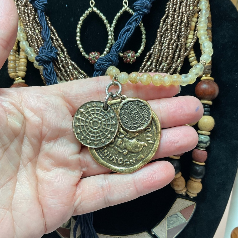 Jewelry Bundle #10 - Picture 7 of 7
